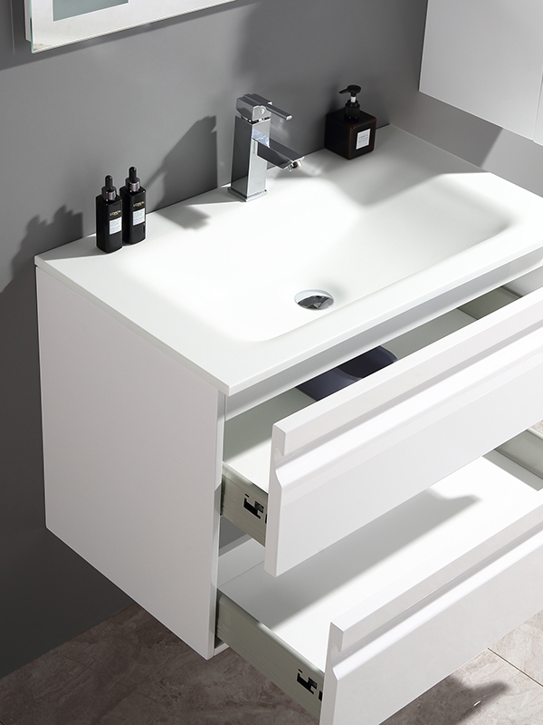 Mobile bagno bianco sospeso con lavabo in vetro