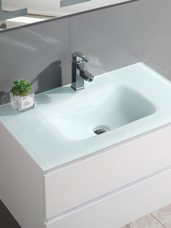 Set di mobili da bagno sospesi da parete bianchi da 80 cm, vasca singola