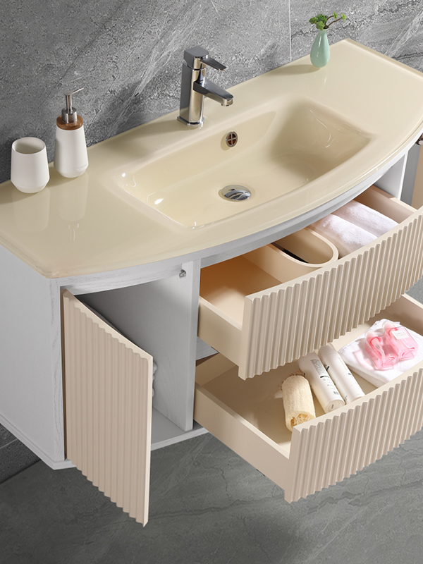 Set di mobili da bagno sospesi da parete bianchi da 120 cm, vasca singola con foro troppopieno