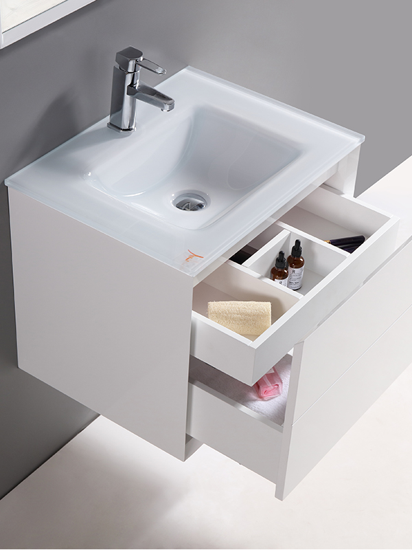 Set di mobili da bagno sospesi a parete bianchi eleganti e moderni da 80 cm